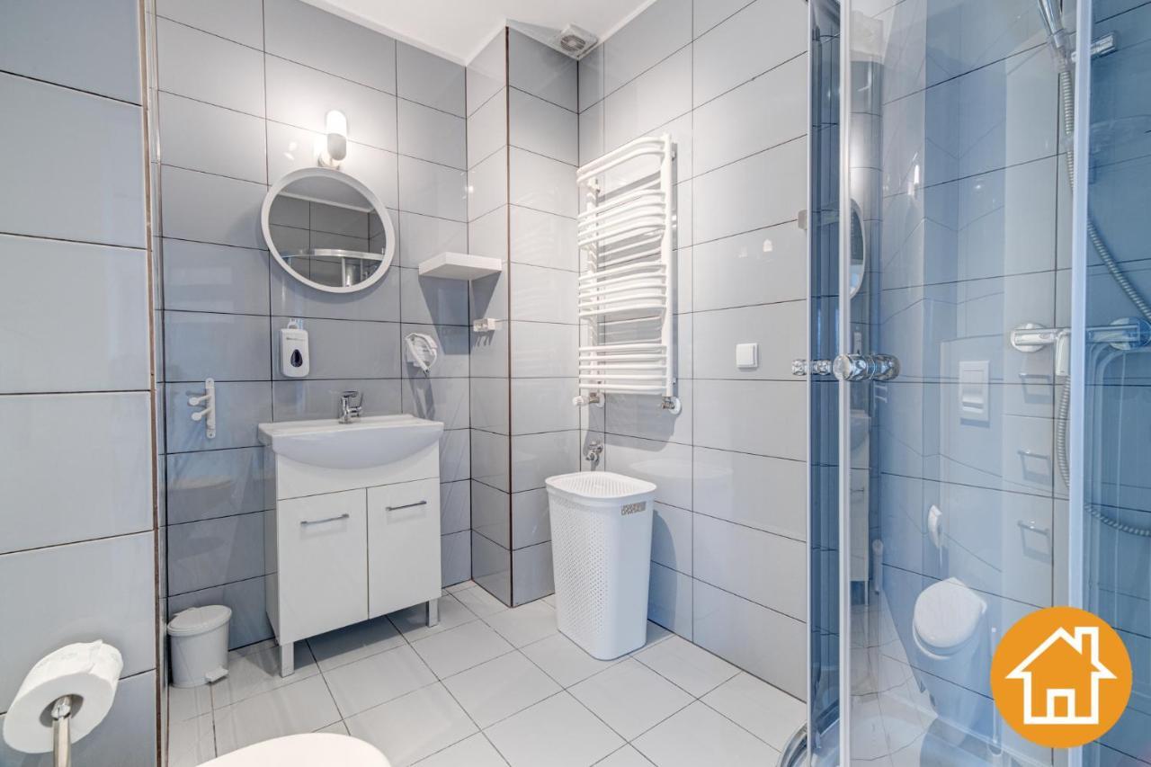 Apartament Debina Z Miejscem Parkingowym Swinoujscie Exterior photo